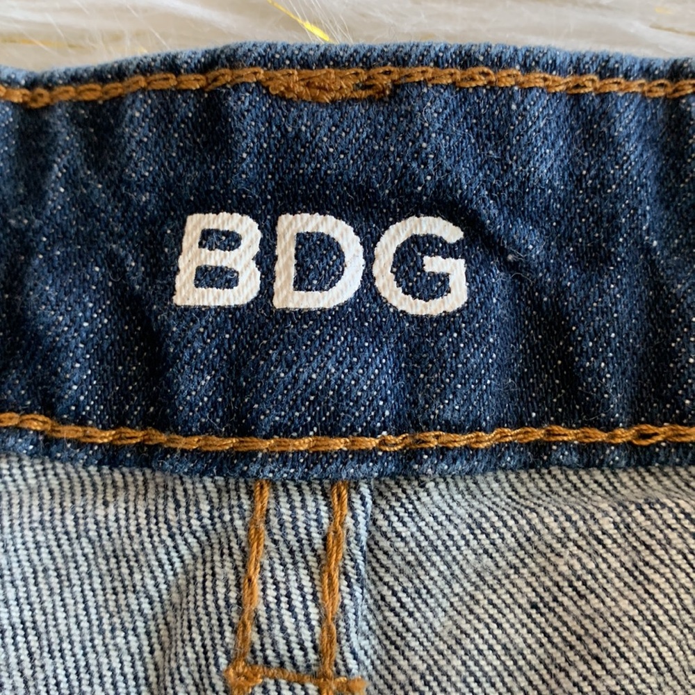 BDG high rise Erin 5 pocket shortie - Picture 6 of 8